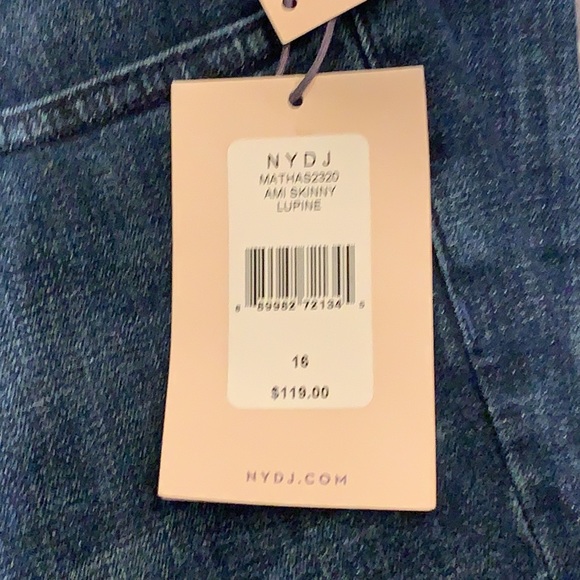 NYDJ AMI Skinny Jeans - Picture 5 of 6